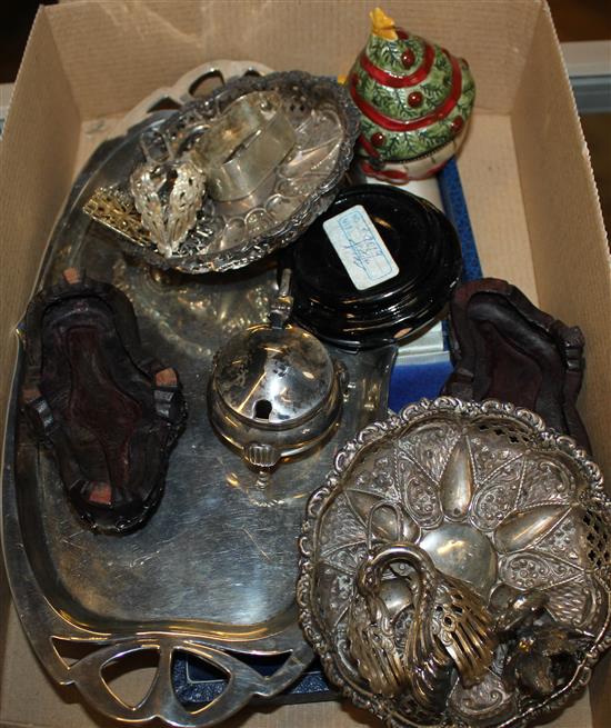 Small oval silver tray, 2 medals, silver dishes, etc